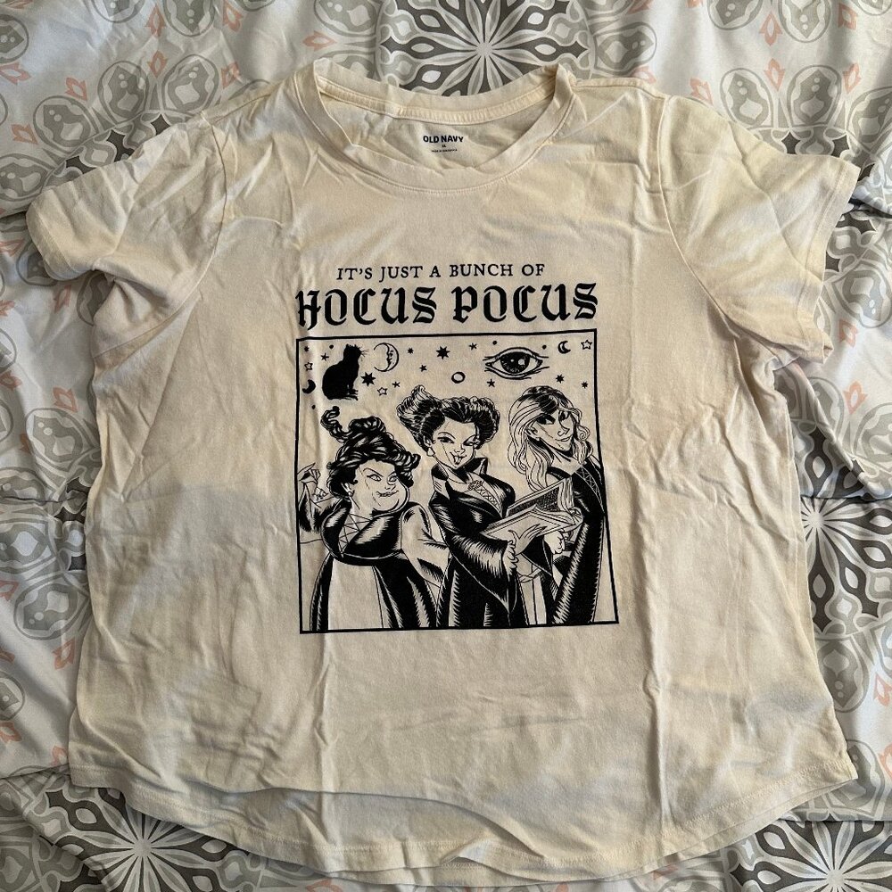HOCUS POCUS Movie T-Shirt Women's Fitted Cream Color Size XL